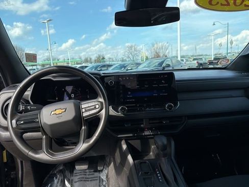 Used 2023 Chevrolet Colorado W/T image 22