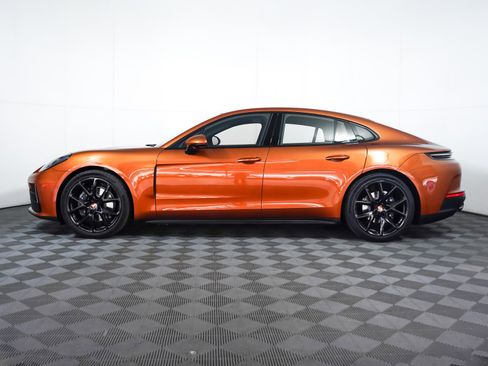 Certified 2025 Porsche Panamera image 2