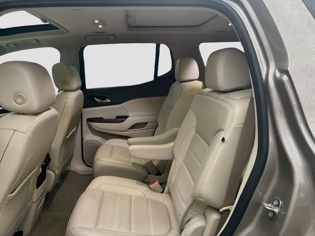 Used 2022 GMC Acadia Denali FWD image 26