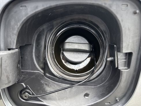Used 2023 Nissan Altima 2.5 SV FWD image 39