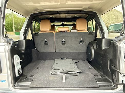 Used 2022 Jeep Wrangler Unlimited Rubicon 4xe w/ Cold Weather Group image 30