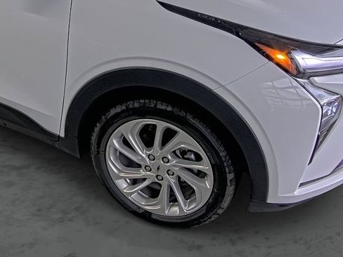 New 2027 Chevrolet Bolt LT FWD image 14