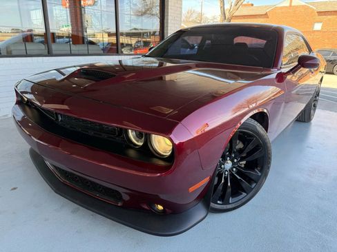 Used 2022 Dodge Challenger GT w/ Blacktop Package RWD image 7