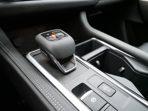 Certified 2024 Nissan Pathfinder Platinum w/ Cargo Package image 24