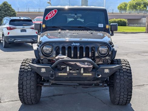 Used 2018 Jeep Wrangler Unlimited Sport S AWD/4WD image 8