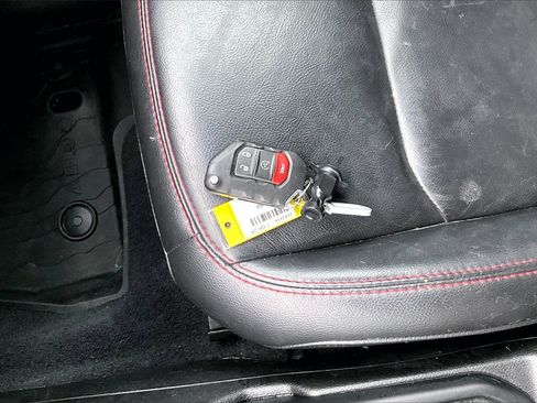 Certified 2019 Jeep Wrangler Unlimited Rubicon image 32