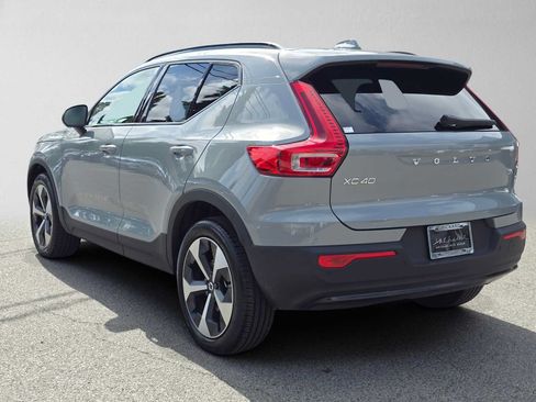 Used 2026 Volvo XC40 B5 Plus w/ Protection Package Premier AWD/4WD image 5