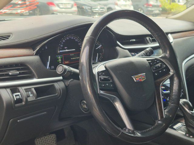 Used 2018 Cadillac XTS Luxury AWD/4WD image 2