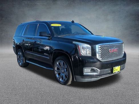 Used 2016 GMC Yukon Denali w/ Open Road Package image 3