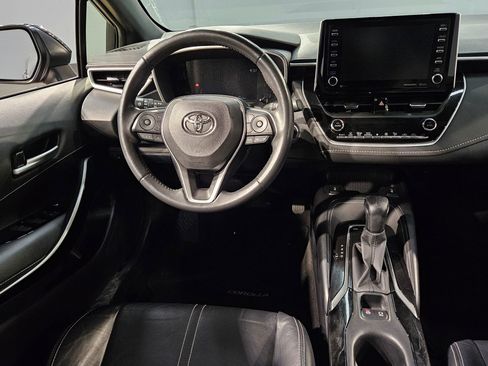 Used 2021 Toyota Corolla XSE w/ Carpet Mat Package (TMS) image 9