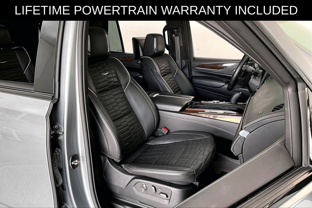 Used 2024 Cadillac Escalade Sport Platinum RWD image 9