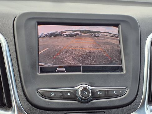 Used 2024 Chevrolet Equinox LT FWD image 5