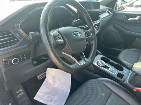 Used 2023 Ford Escape ST-Line w/ Tech Pack #1 image 9