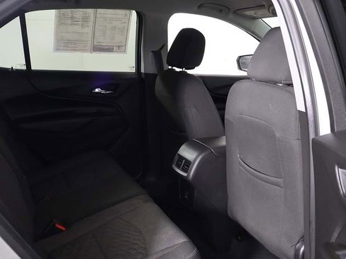 Used 2020 Chevrolet Equinox LT w/ Driver Convenience Package FWD image 26