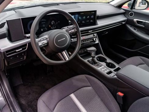 New 2025 Hyundai Sonata SE image 8