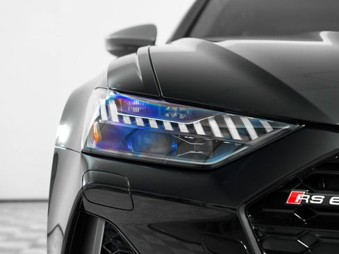 New 2026 Audi RS 6 performance image 11