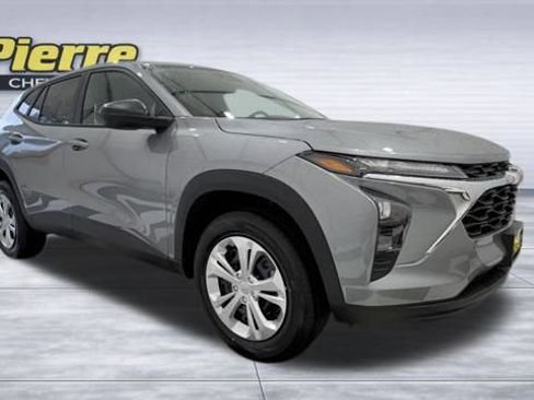 New 2026 Chevrolet Trax LS image 6