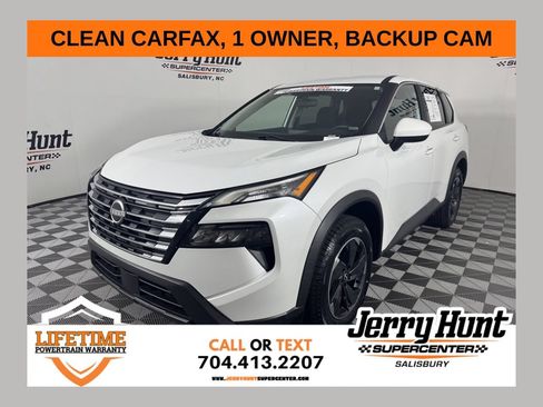 Used 2024 Nissan Rogue SV FWD image 1