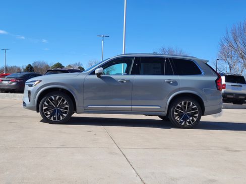 New 2026 Volvo XC90 B6 Plus w/ Protection Package Premier image 4