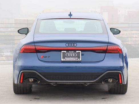 New 2025 Audi RS 7 Performance image 9