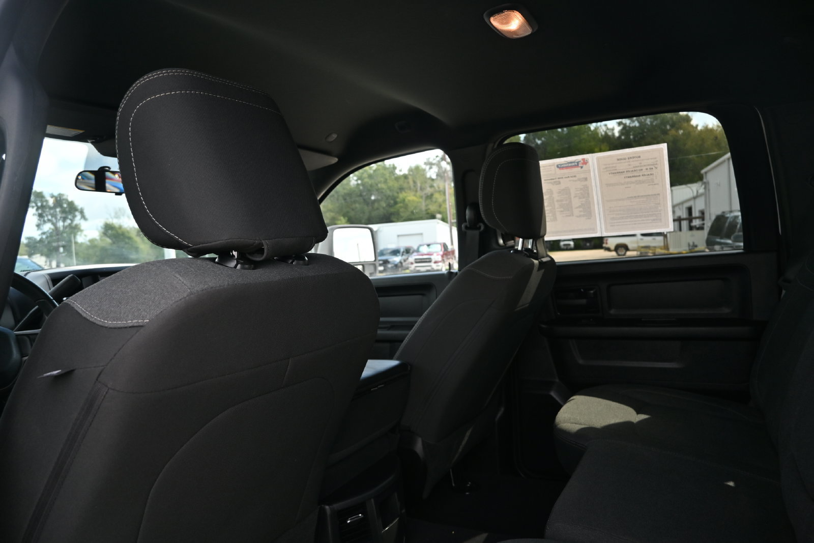 Used 2024 RAM 3500 Tradesman w/ Chrome Appearance Group AWD/4WD image 23