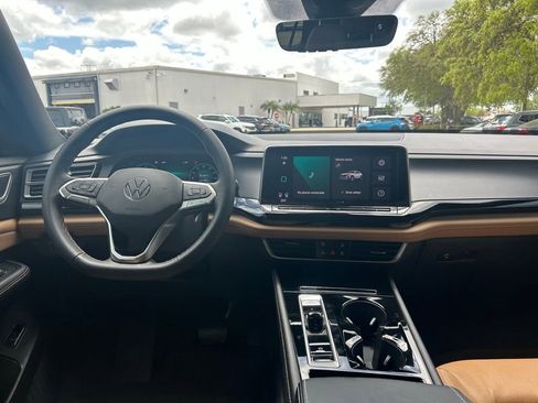 Certified 2024 Volkswagen Atlas Cross Sport SEL image 52