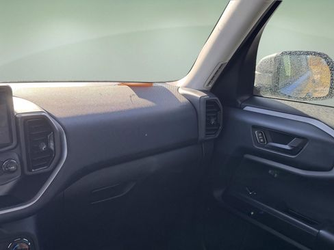 Used 2022 Ford Bronco Sport Base image 15