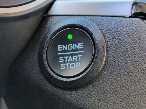 Certified 2022 Ford Escape SE w/ Convenience Package image 31