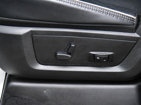 Used 2024 RAM 2500 Laramie image 19