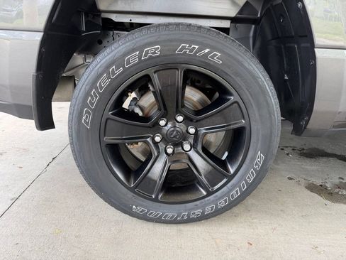 Used 2023 RAM 1500 Big Horn RWD image 22