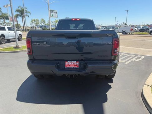 New 2026 RAM 3500 Big Horn AWD/4WD image 5
