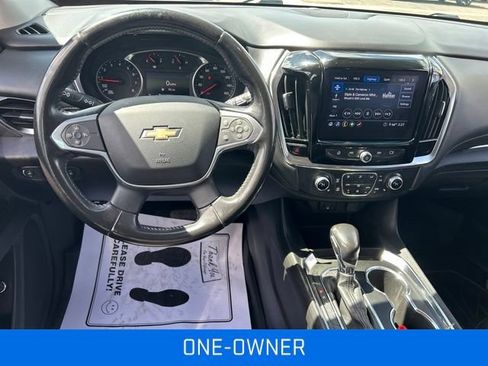 Used 2021 Chevrolet Traverse LT AWD/4WD image 2