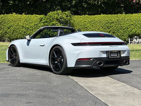 New 2026 Porsche 911 Carrera T image 3