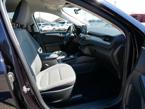 Certified 2021 Ford Escape SE w/ Cold Weather Package AWD/4WD image 8