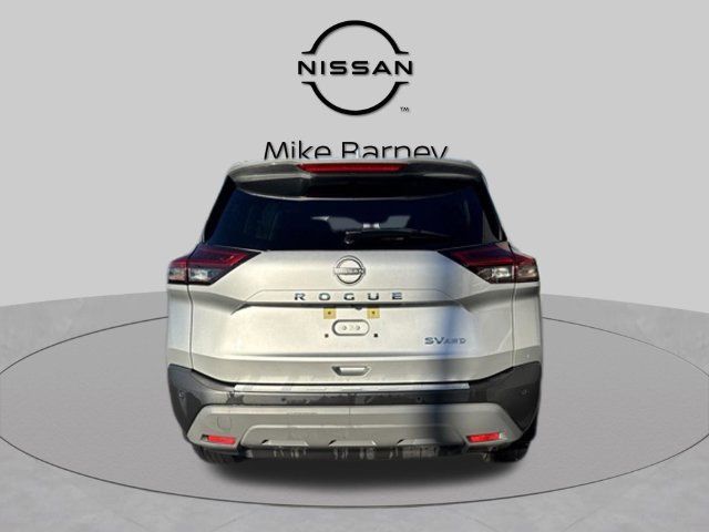 Used 2023 Nissan Rogue SV AWD/4WD image 3