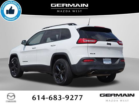 Used 2016 Jeep Cherokee Latitude w/ Comfort/Convenience Group AWD/4WD image 12