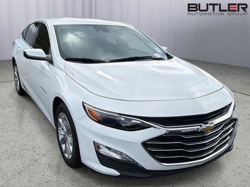 Used 2024 Chevrolet Malibu LT FWD image 3