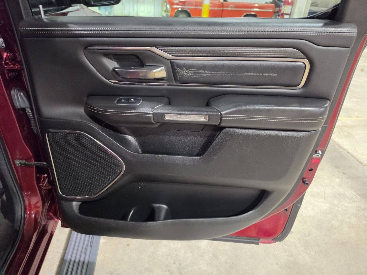 Used 2019 RAM 1500 Limited AWD/4WD image 32