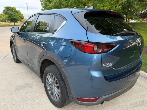 Used 2017 MAZDA CX-5 Touring w/ Preferred Equipment Package AWD/4WD image 4