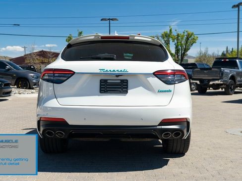 Used 2023 Maserati Levante Modena image 6