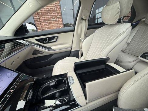 Used 2023 Mercedes-Benz S 580 4MATIC Sedan image 26