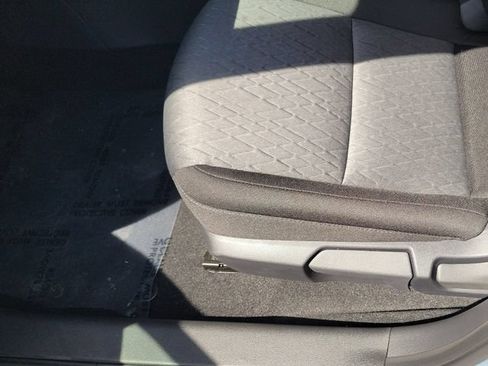 New 2026 Nissan Sentra SV w/ SV Convenience Package FWD image 9