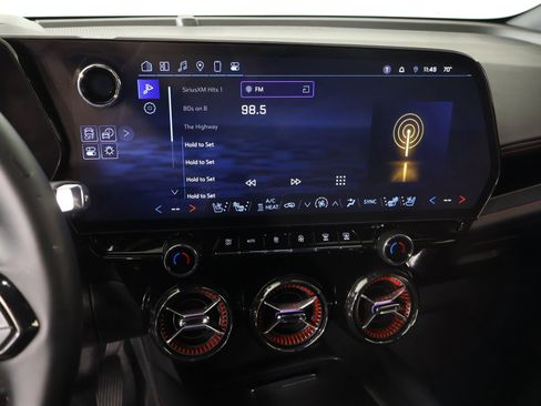 Used 2025 Chevrolet Blazer EV RS image 5