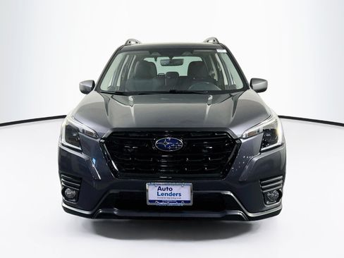 Used 2023 Subaru Forester Premium AWD/4WD image 2