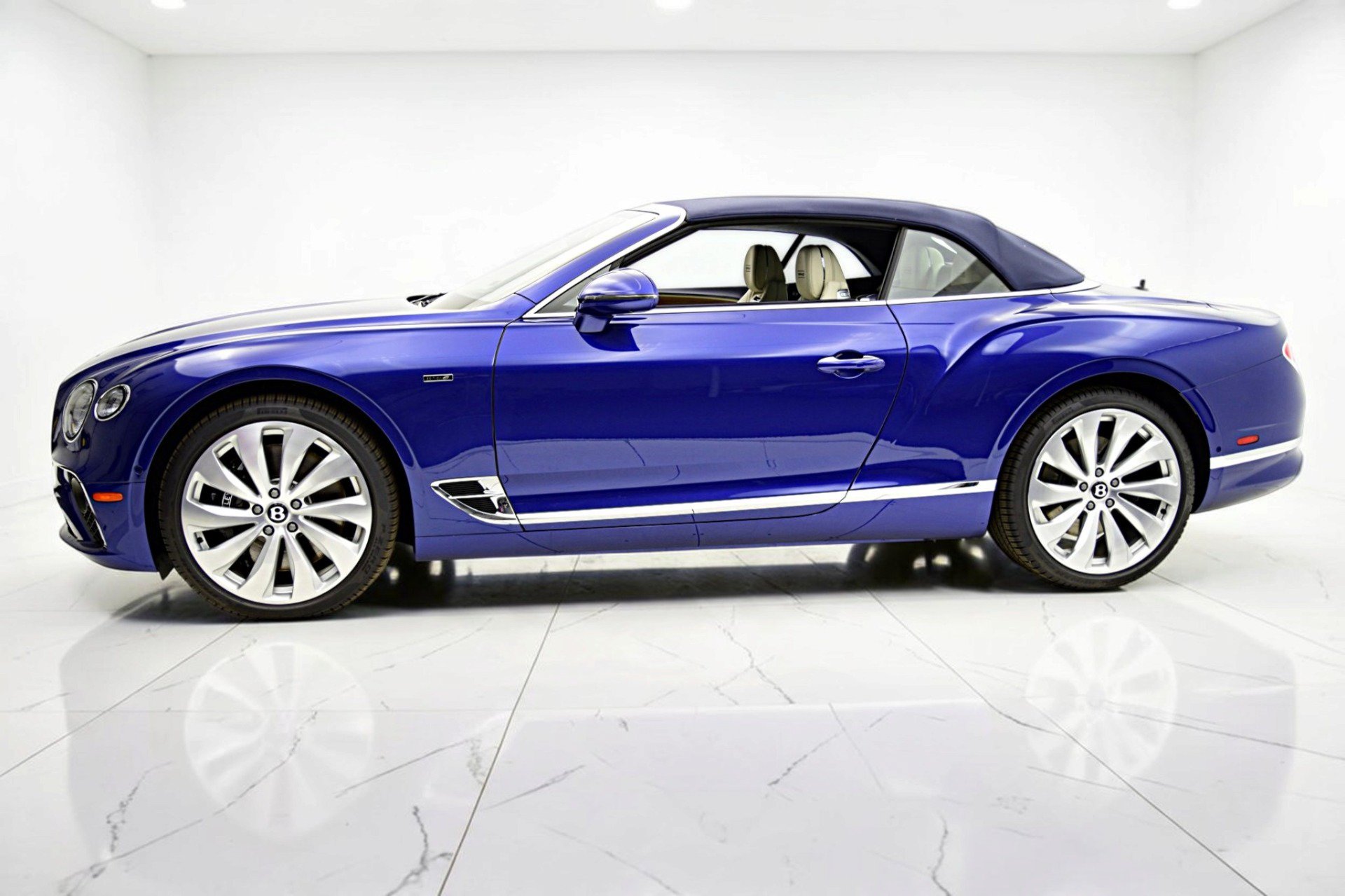 Used 2024 Bentley Continental GT AWD/4WD image 17