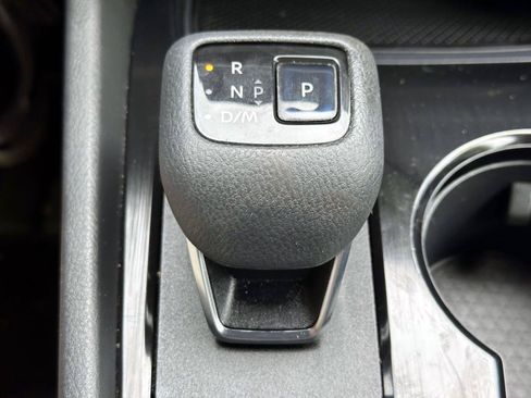 Used 2021 Nissan Rogue SV AWD/4WD image 24