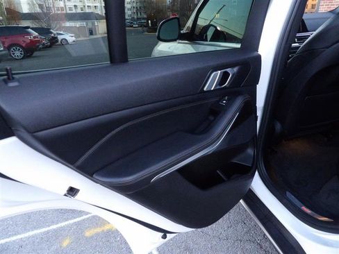 Used 2019 BMW X5 xDrive40i image 23
