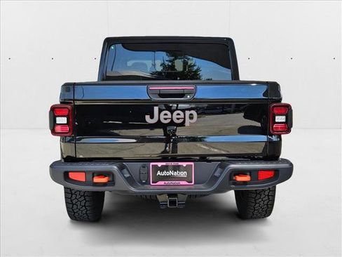 New 2025 Jeep Gladiator Mojave w/ Convenience Group image 8