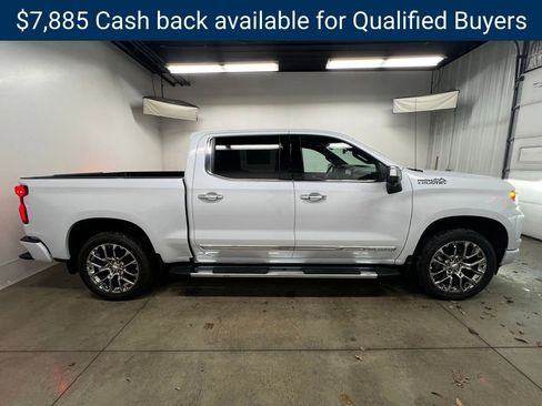 New 2026 Chevrolet Silverado 1500 High Country w/ Technology Package AWD/4WD image 2