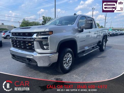 Used 2023 Chevrolet Silverado 2500 LT AWD/4WD image 3